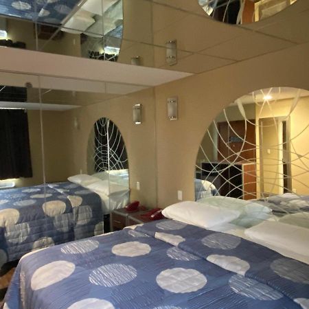 Hotel Jamaica Plaza New York Extérieur photo